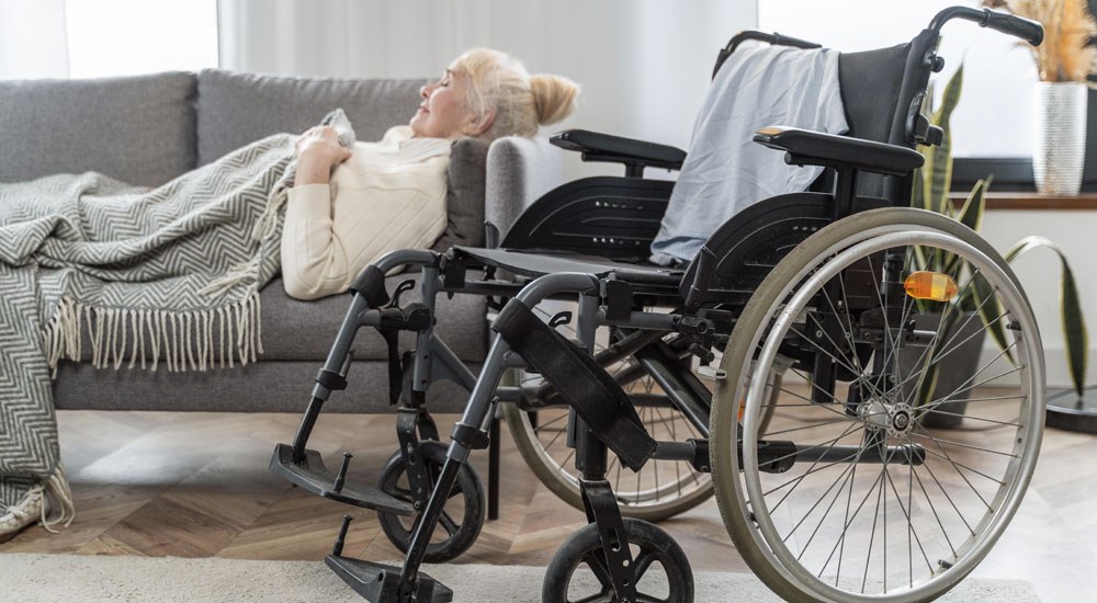 уход за пожилым человеком