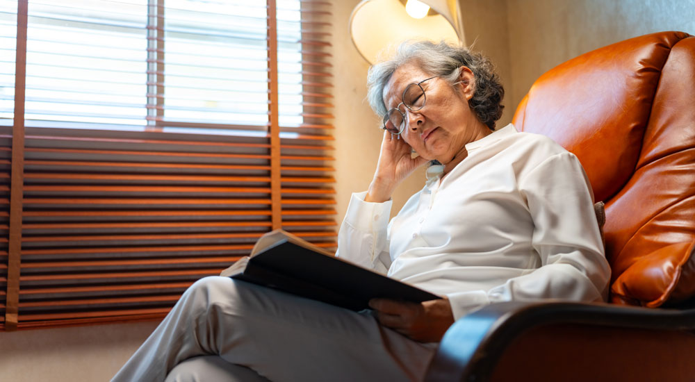 Польза и вред дневного сна для пожилых